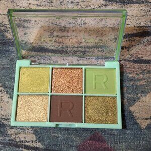 💚🌿 Revolution Mini Colour Reloaded Eyeshadow Palette | It’s Giving Green 💚🌿